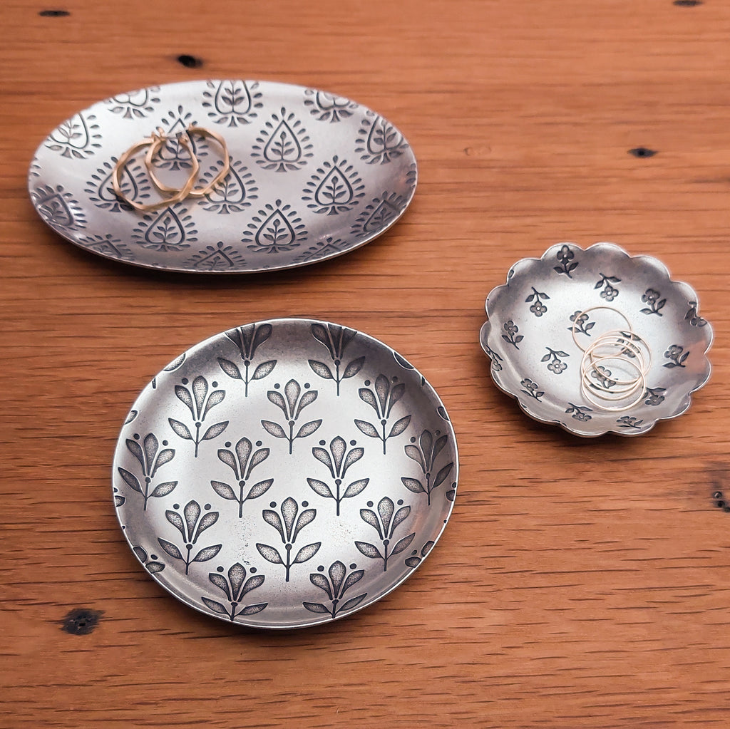 Paisley Pattern Oval Ring Dish