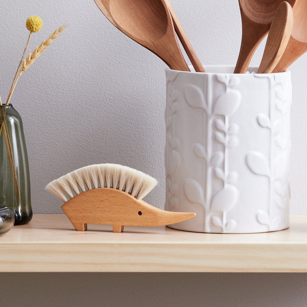 Hedgehog Dust & Crumb Brush